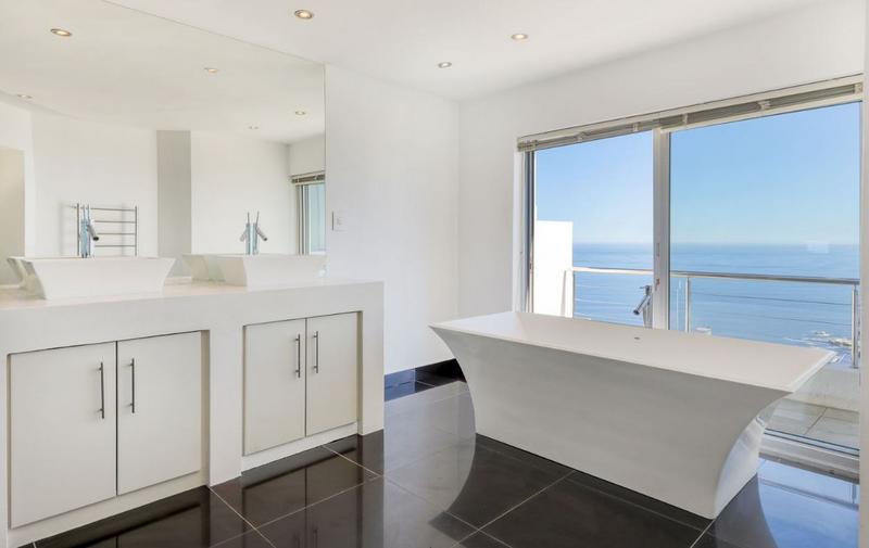 4 Bedroom Property for Sale in Camps Bay Western Cape